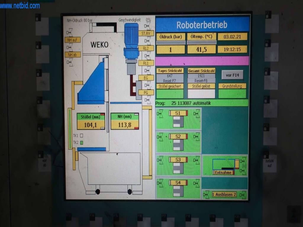 Systémy tlakového lití (hliník) 1 100 - 1 350 t,
Mechanické zpracování, výroba nástrojů
-17