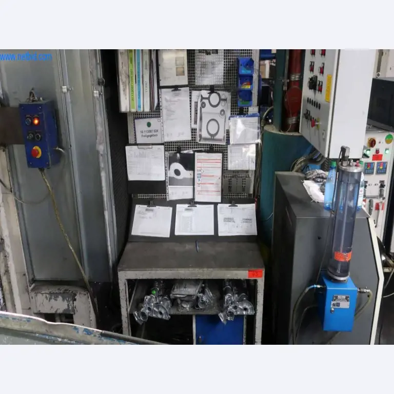 Sistemas de fundição injectada (alumínio) 1.100 - 1.350 t,
Processamento mecânico, fabrico de ferramentas
-21