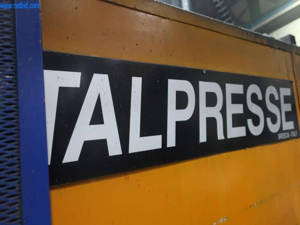 Systémy tlakového lití (hliník) 1 100 - 1 350 t,
Mechanické zpracování, výroba nástrojů
-24