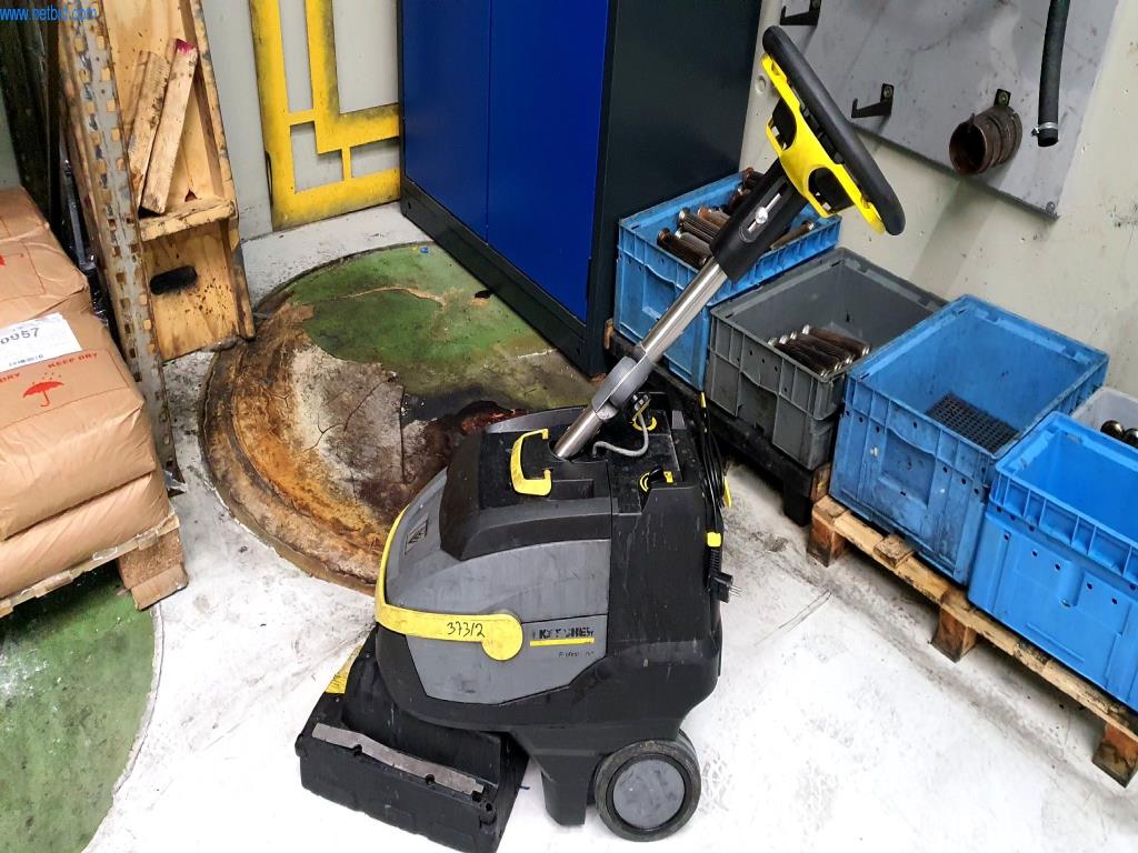 Systémy tlakového lití (hliník) 1 100 - 1 350 t,
Mechanické zpracování, výroba nástrojů
-1