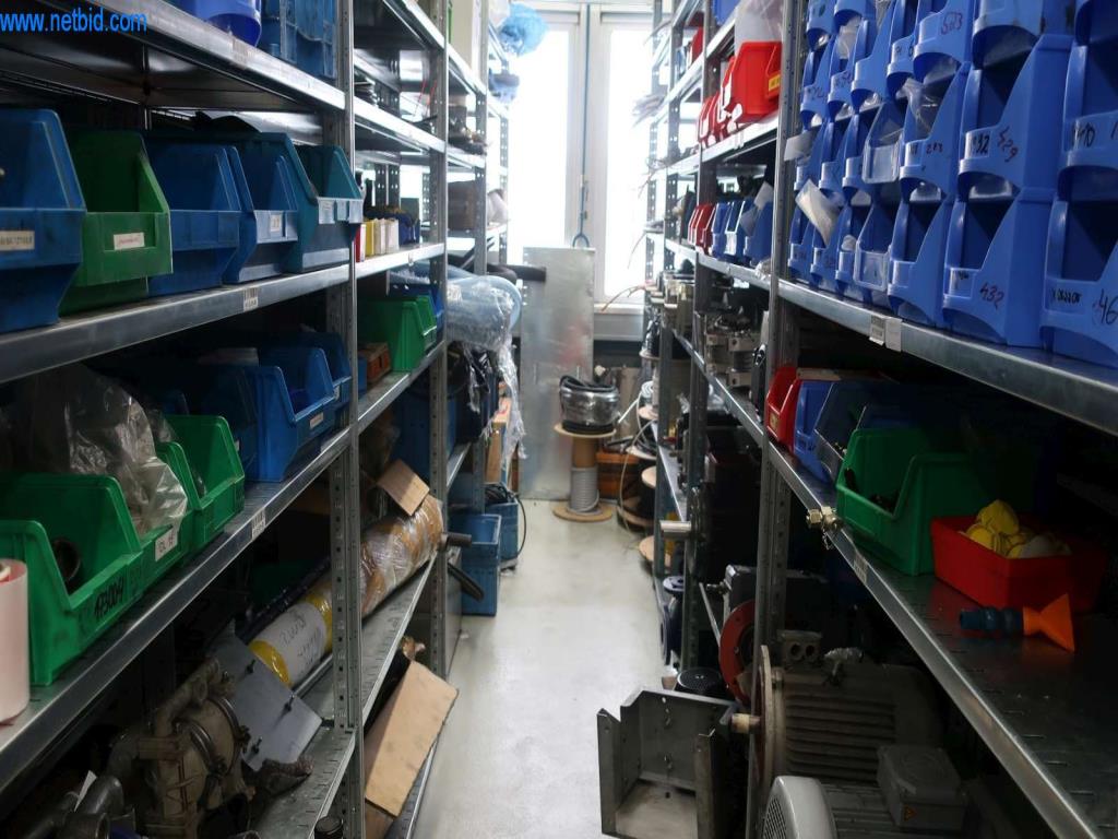 Systémy tlakového lití (hliník) 1 100 - 1 350 t,
Mechanické zpracování, výroba nástrojů
-5