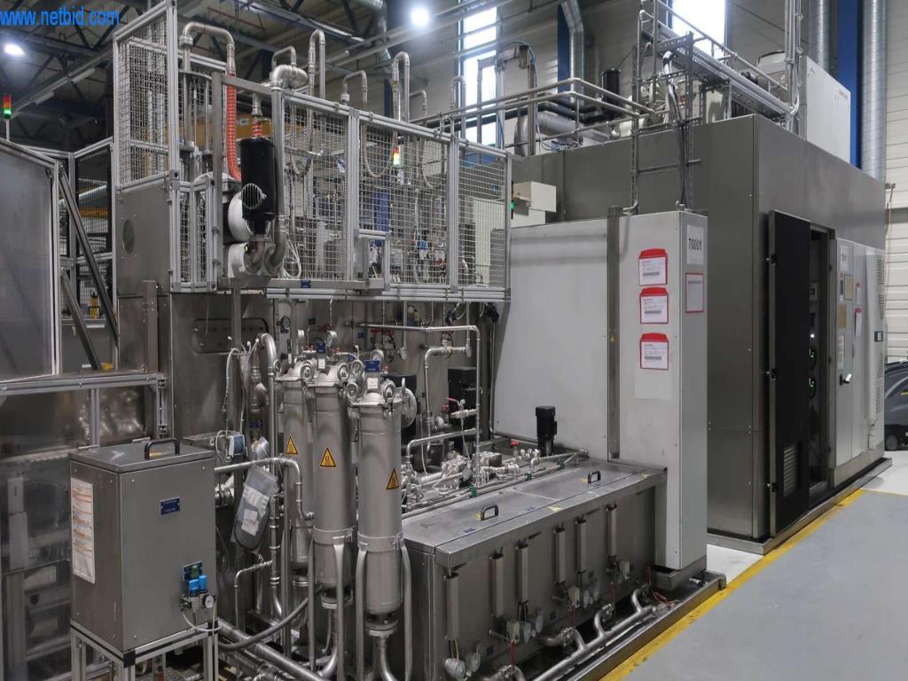 Systémy tlakového lití (hliník) 1 100 - 1 350 t,
Mechanické zpracování, výroba nástrojů
-1