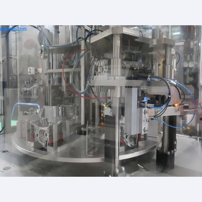 Sistemas de fundição injectada (alumínio) 1.100 - 1.350 t,
Processamento mecânico, fabrico de ferramentas
-4