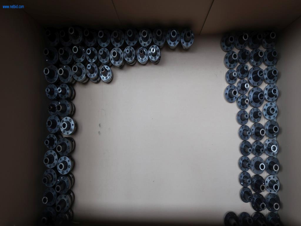 Systémy tlakového lití (hliník) 1 100 - 1 350 t,
Mechanické zpracování, výroba nástrojů
-3