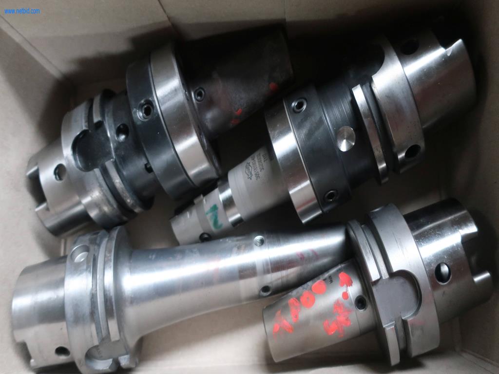 Systémy tlakového lití (hliník) 1 100 - 1 350 t,
Mechanické zpracování, výroba nástrojů
-4