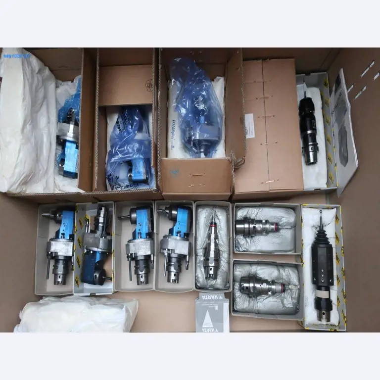 Sistemas de fundição injectada (alumínio) 1.100 - 1.350 t,
Processamento mecânico, fabrico de ferramentas
-1