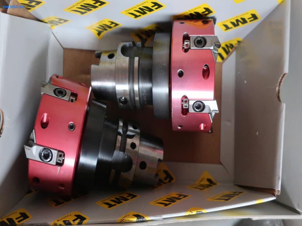 Systémy tlakového lití (hliník) 1 100 - 1 350 t,
Mechanické zpracování, výroba nástrojů
-2