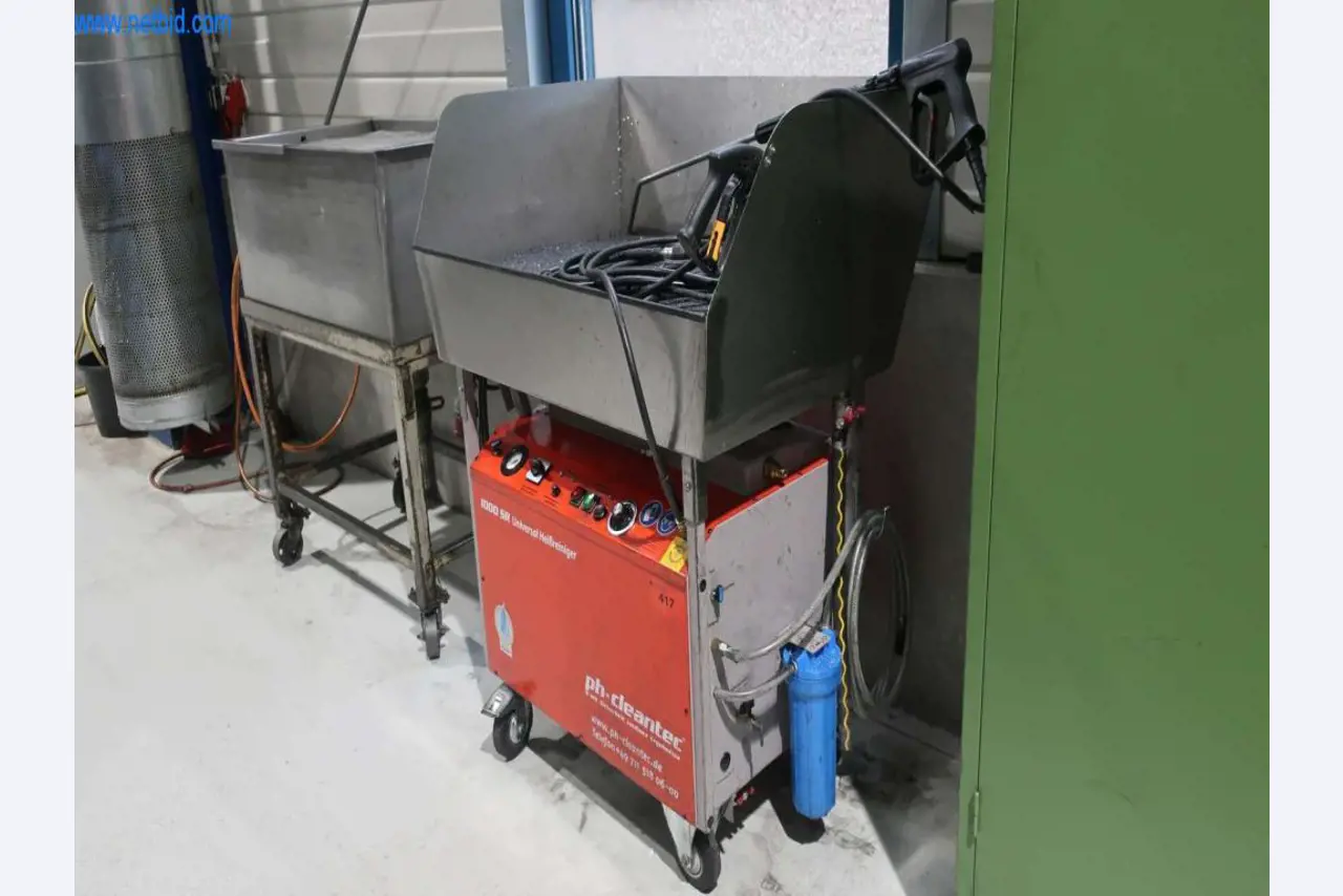 Sistemas de fundição injectada (alumínio) 1.100 - 1.350 t,
Processamento mecânico, fabrico de ferramentas
-3