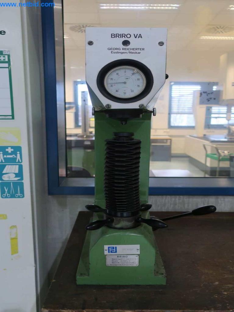 Systémy tlakového lití (hliník) 1 100 - 1 350 t,
Mechanické zpracování, výroba nástrojů
-2