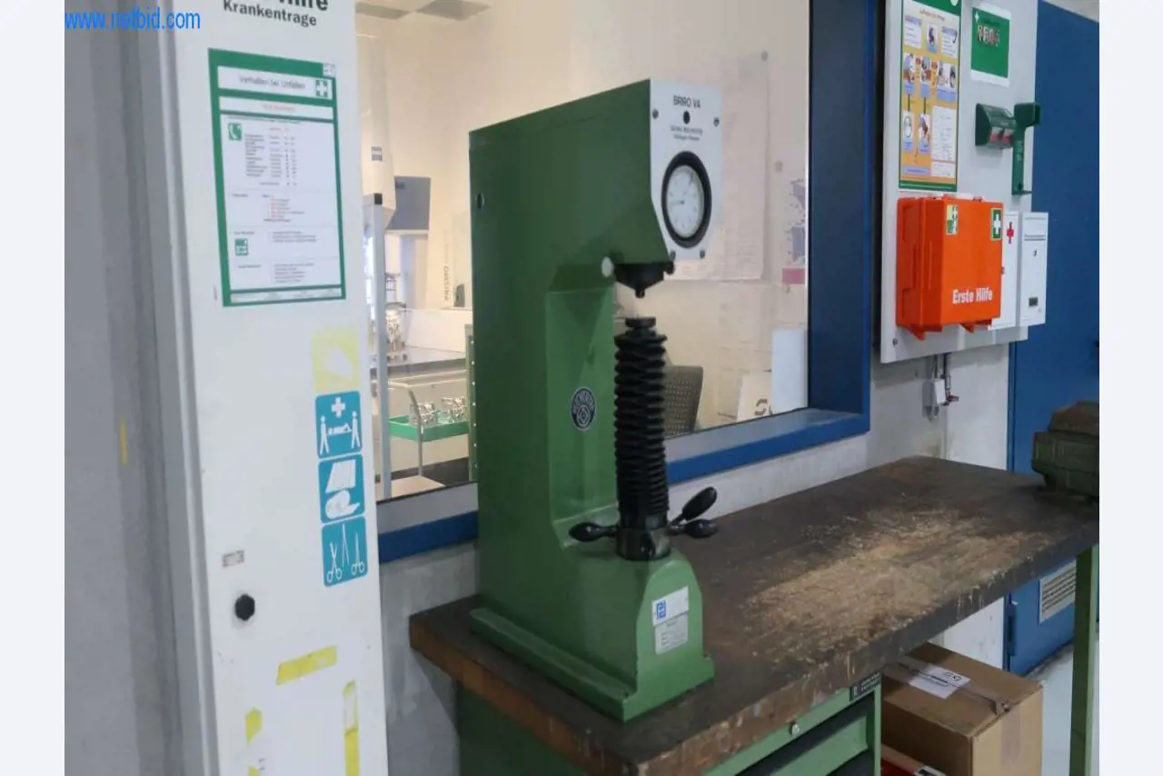 Sistemas de fundição injectada (alumínio) 1.100 - 1.350 t,
Processamento mecânico, fabrico de ferramentas
-3