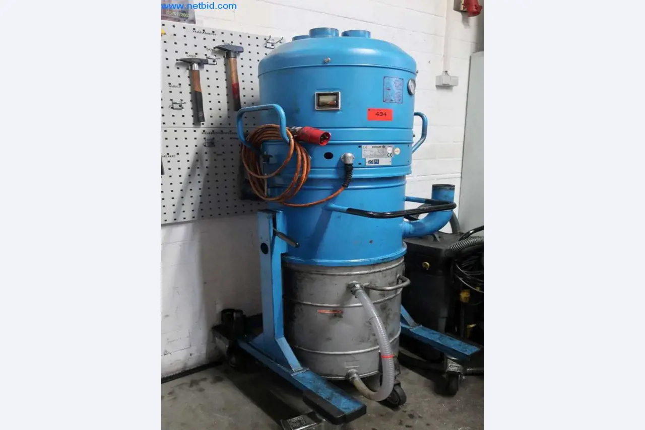 Sistemas de fundição injectada (alumínio) 1.100 - 1.350 t,
Processamento mecânico, fabrico de ferramentas
-1