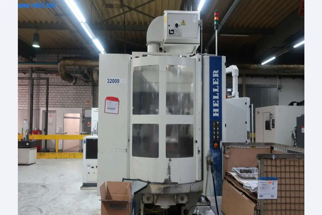 Sistemas de fundição injectada (alumínio) 1.100 - 1.350 t,
Processamento mecânico, fabrico de ferramentas
-5