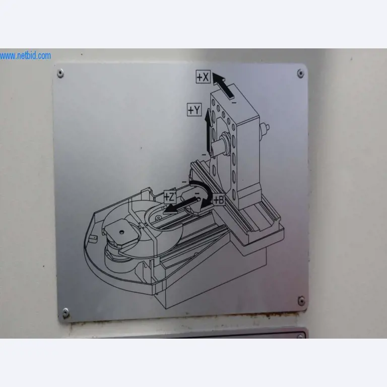 Sistemas de fundição injectada (alumínio) 1.100 - 1.350 t,
Processamento mecânico, fabrico de ferramentas
-9