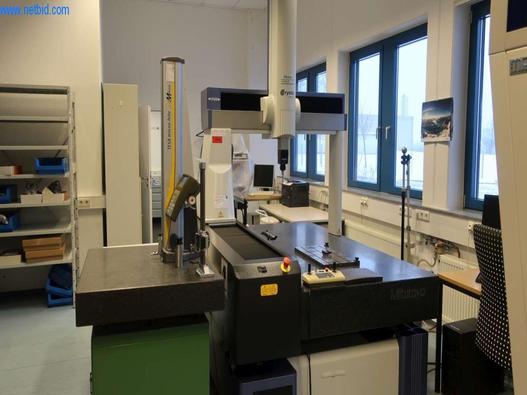 Systémy tlakového lití (hliník) 1 100 - 1 350 t,
Mechanické zpracování, výroba nástrojů
-2