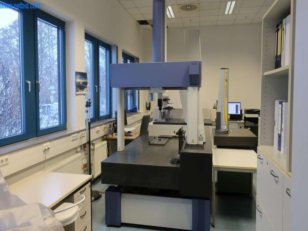 Systémy tlakového lití (hliník) 1 100 - 1 350 t,
Mechanické zpracování, výroba nástrojů
-7