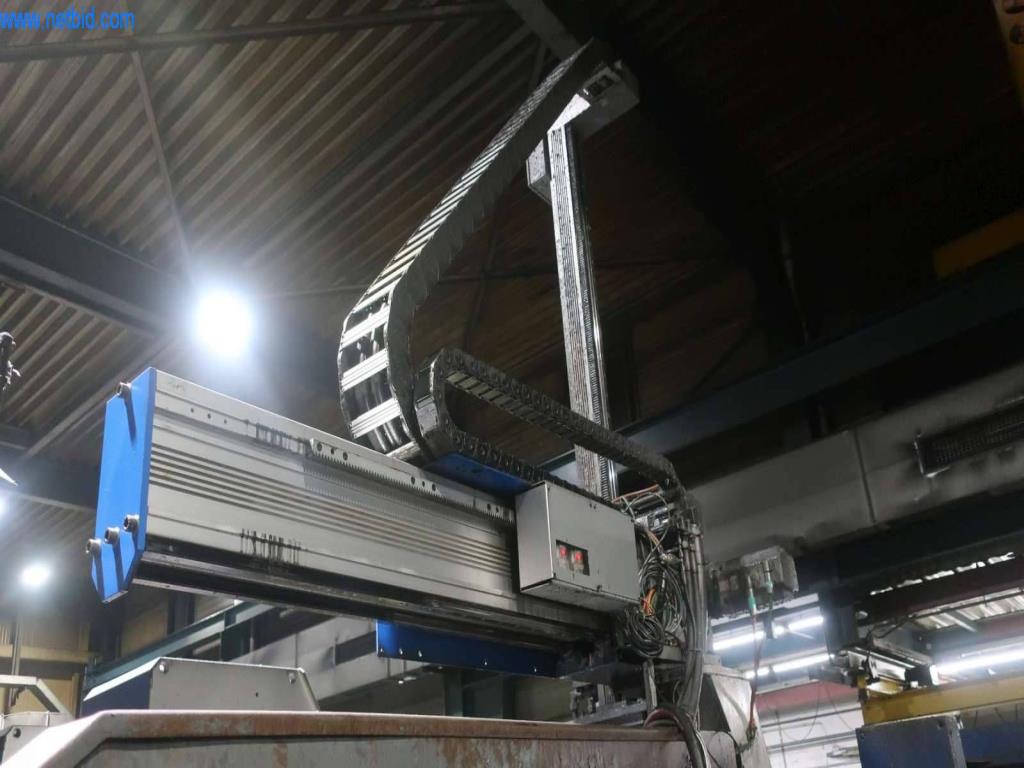 Systémy tlakového lití (hliník) 1 100 - 1 350 t,
Mechanické zpracování, výroba nástrojů
-10