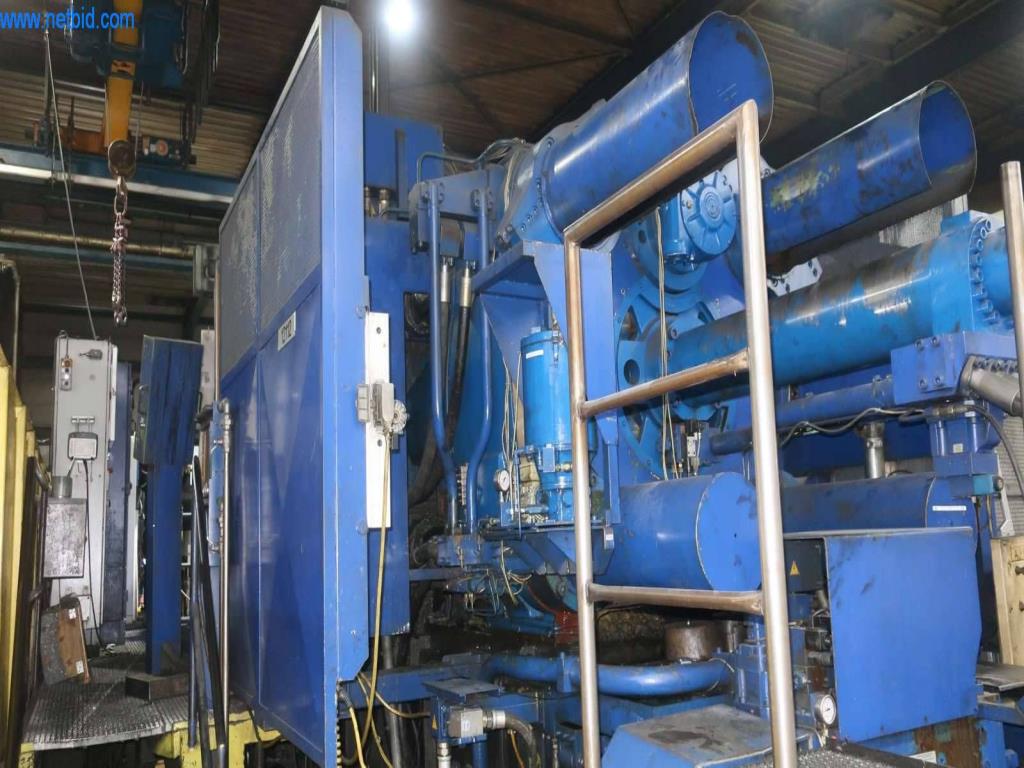 Systémy tlakového lití (hliník) 1 100 - 1 350 t,
Mechanické zpracování, výroba nástrojů
-13