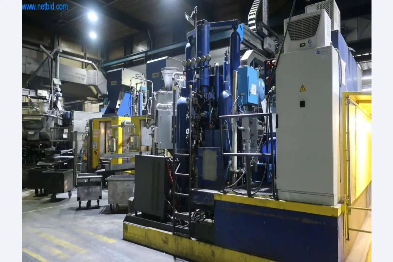 Sistemas de fundição injectada (alumínio) 1.100 - 1.350 t,
Processamento mecânico, fabrico de ferramentas
-2