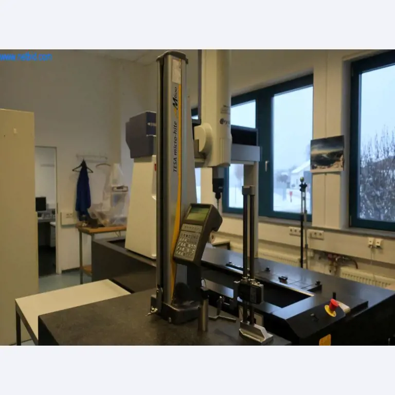 Sistemas de fundição injectada (alumínio) 1.100 - 1.350 t,
Processamento mecânico, fabrico de ferramentas
-1