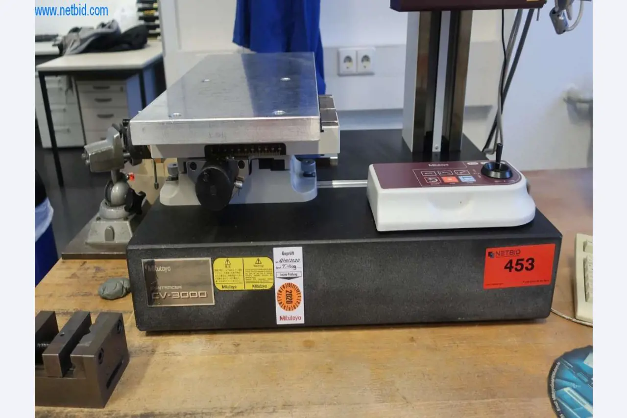 Sistemas de fundição injectada (alumínio) 1.100 - 1.350 t,
Processamento mecânico, fabrico de ferramentas
-3