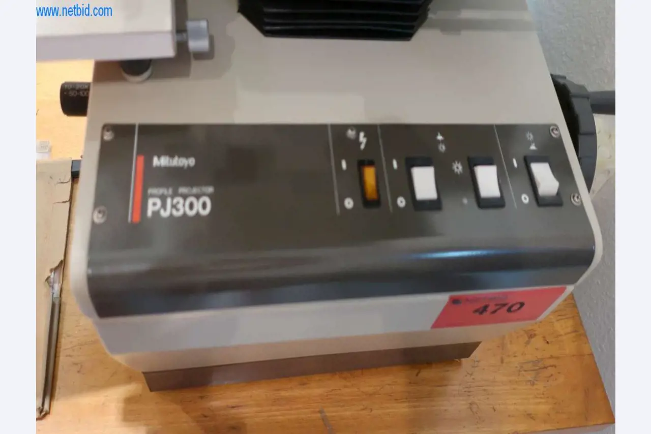 Sistemas de fundição injectada (alumínio) 1.100 - 1.350 t,
Processamento mecânico, fabrico de ferramentas
-3