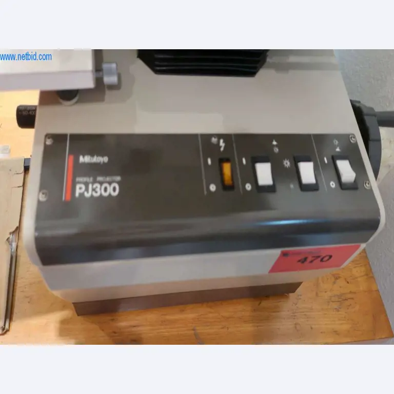 Sistemas de fundição injectada (alumínio) 1.100 - 1.350 t,
Processamento mecânico, fabrico de ferramentas
-3