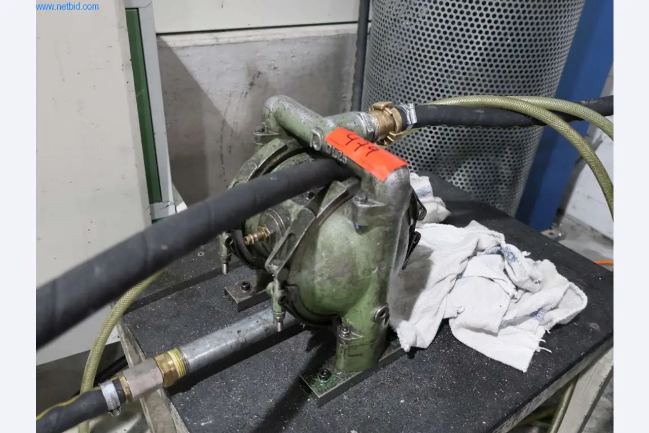 Installations de coulée sous pression (Al) 1.100 - 1.350 t,
Usinage mécanique, fabrication d'outils
-2