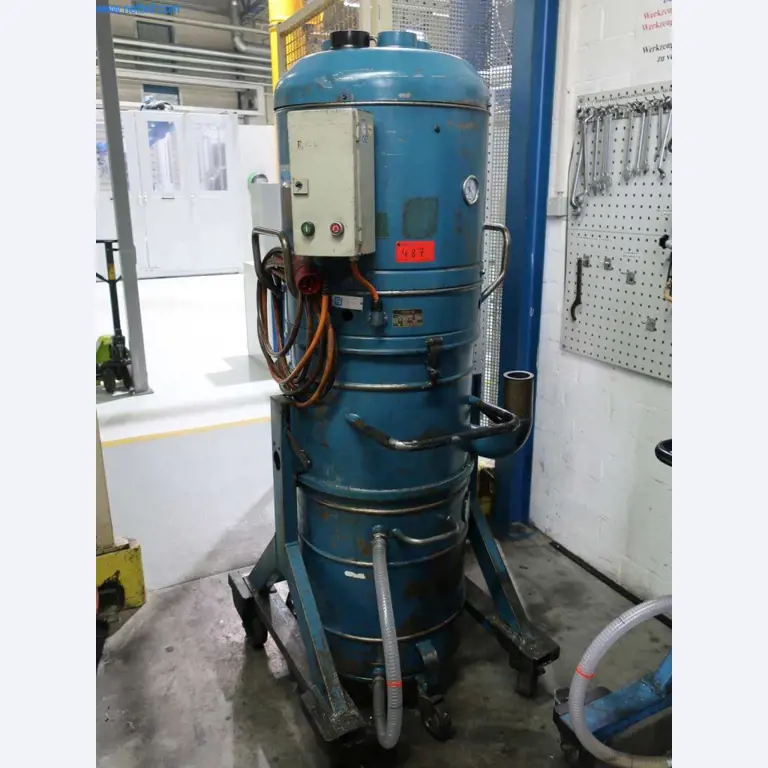 Sistemas de fundição injectada (alumínio) 1.100 - 1.350 t,
Processamento mecânico, fabrico de ferramentas
-1