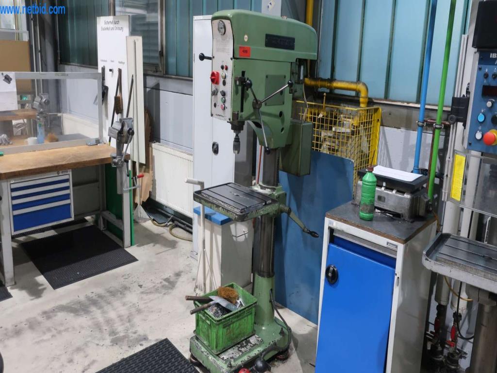 Systémy tlakového lití (hliník) 1 100 - 1 350 t,
Mechanické zpracování, výroba nástrojů
-1