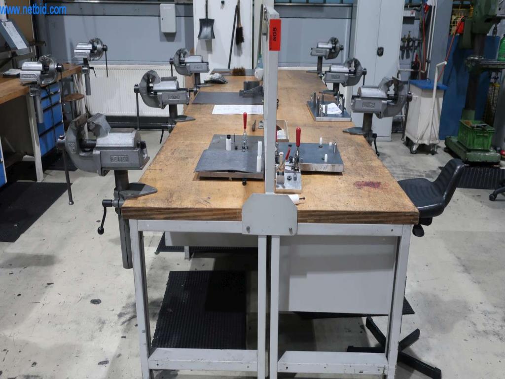 Systémy tlakového lití (hliník) 1 100 - 1 350 t,
Mechanické zpracování, výroba nástrojů
-1