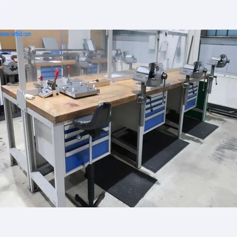 Sistemas de fundição injectada (alumínio) 1.100 - 1.350 t,
Processamento mecânico, fabrico de ferramentas
-2