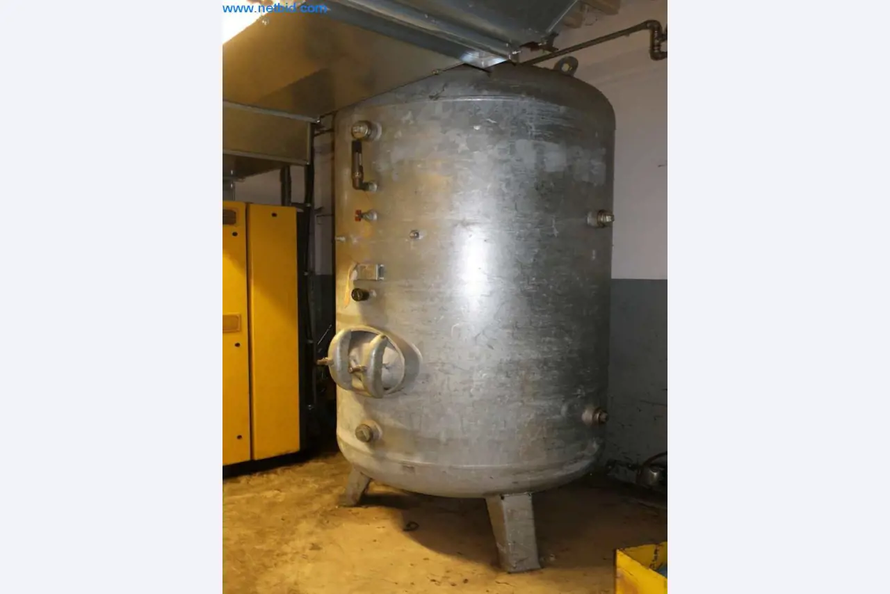 Sistemas de fundição injectada (alumínio) 1.100 - 1.350 t,
Processamento mecânico, fabrico de ferramentas
-10