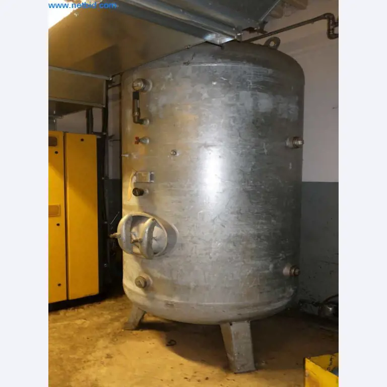 Sistemas de fundição injectada (alumínio) 1.100 - 1.350 t,
Processamento mecânico, fabrico de ferramentas
-10