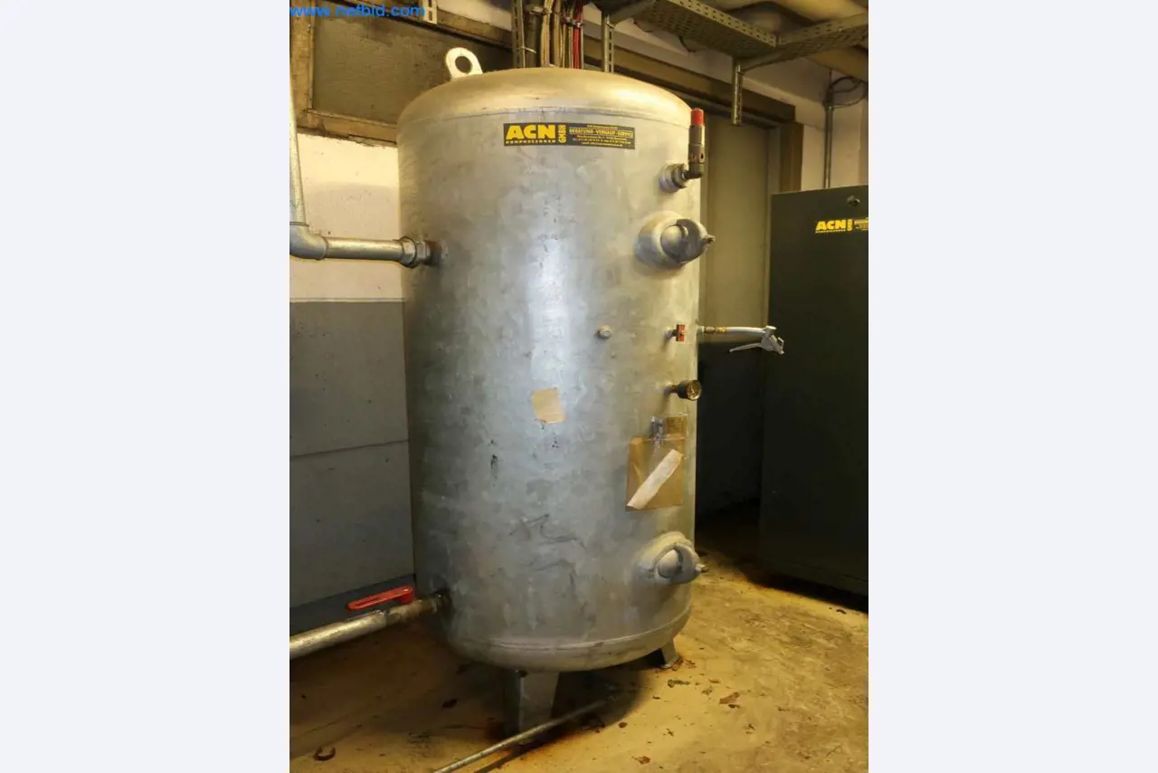 Sistemas de fundição injectada (alumínio) 1.100 - 1.350 t,
Processamento mecânico, fabrico de ferramentas
-11