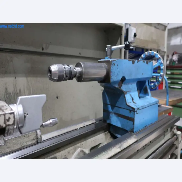 Sistemas de fundição injectada (alumínio) 1.100 - 1.350 t,
Processamento mecânico, fabrico de ferramentas
-3