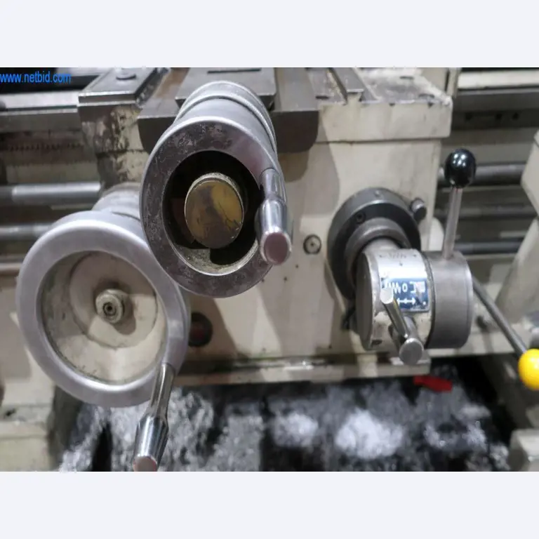Sistemas de fundição injectada (alumínio) 1.100 - 1.350 t,
Processamento mecânico, fabrico de ferramentas
-4