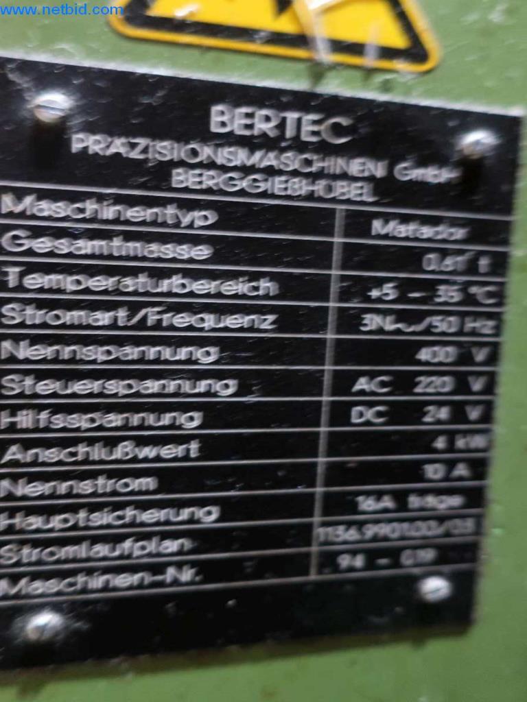 Systémy tlakového lití (hliník) 1 100 - 1 350 t,
Mechanické zpracování, výroba nástrojů
-8