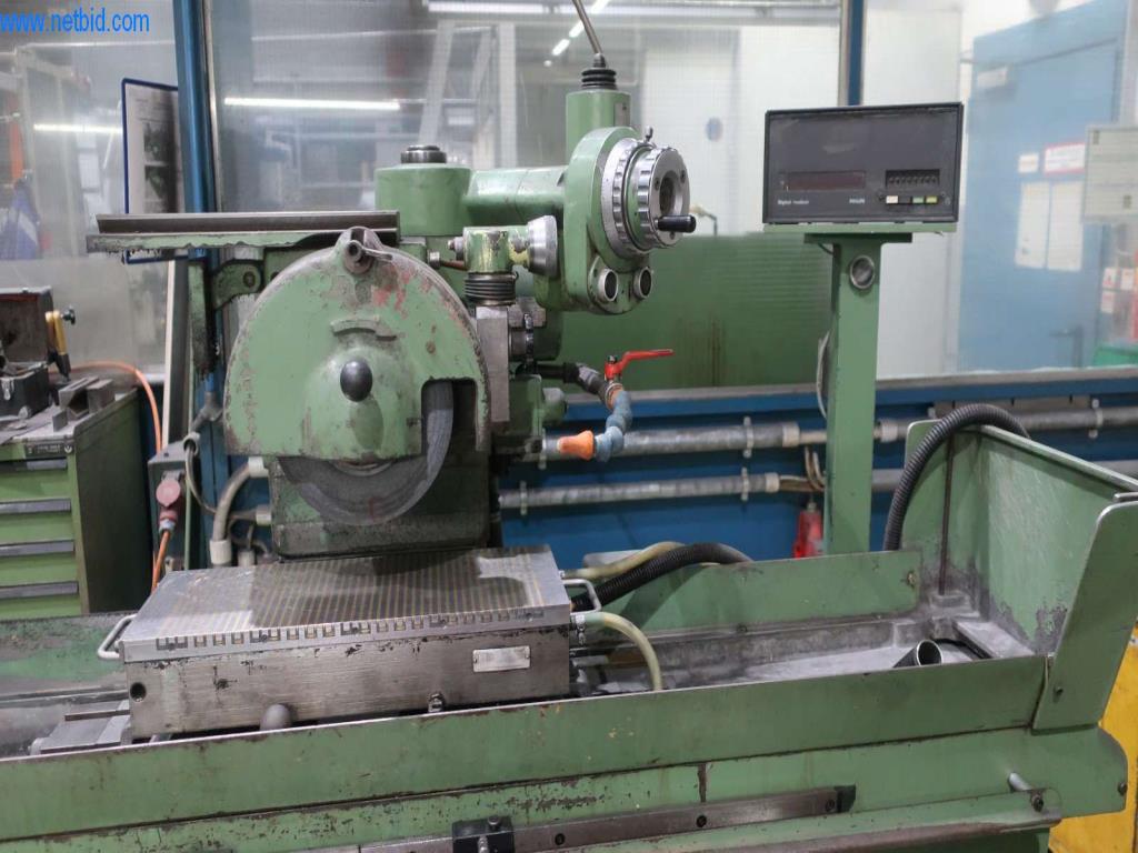 Systémy tlakového lití (hliník) 1 100 - 1 350 t,
Mechanické zpracování, výroba nástrojů
-2