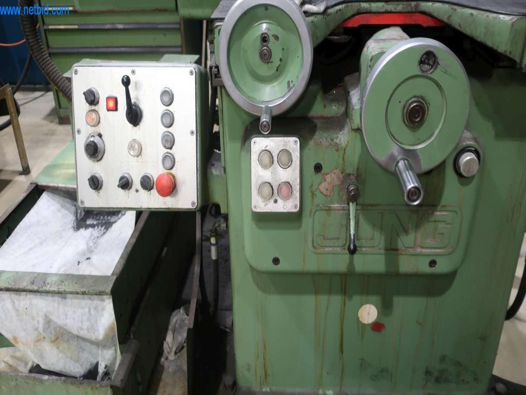 Systémy tlakového lití (hliník) 1 100 - 1 350 t,
Mechanické zpracování, výroba nástrojů
-4