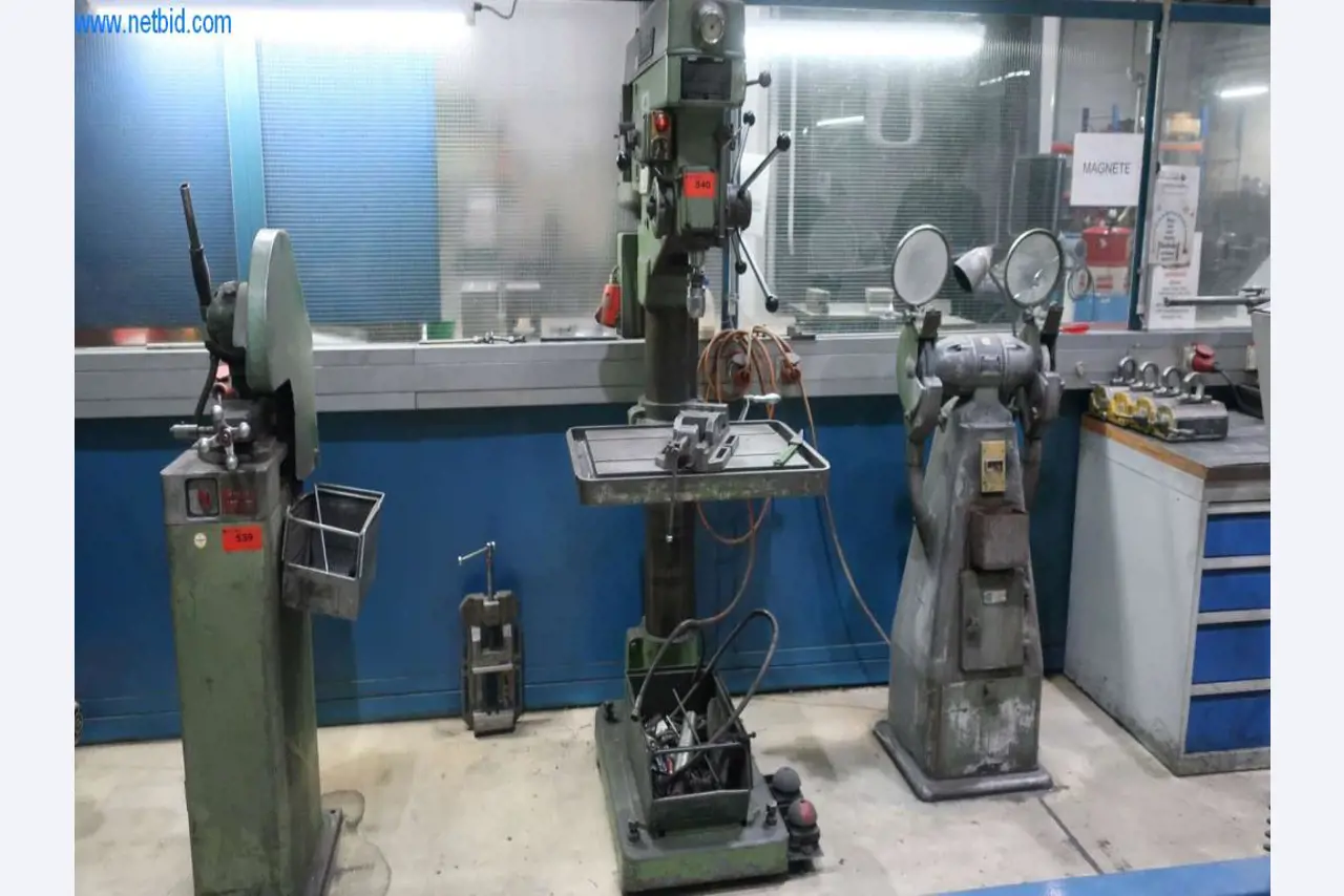 Sistemas de fundição injectada (alumínio) 1.100 - 1.350 t,
Processamento mecânico, fabrico de ferramentas
-1