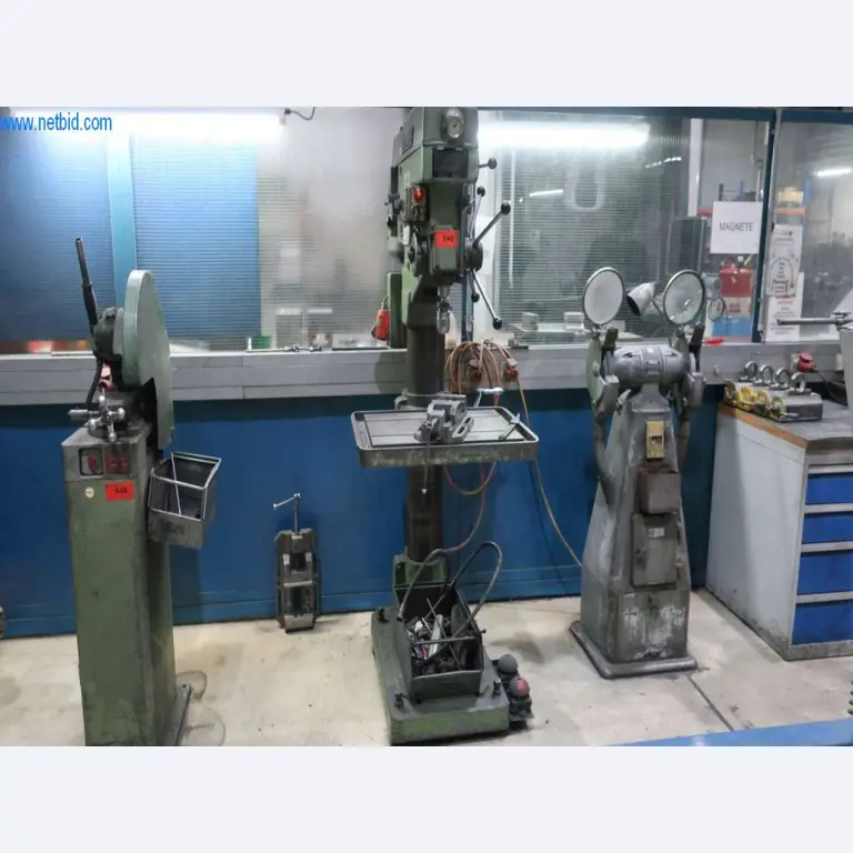 Sistemas de fundição injectada (alumínio) 1.100 - 1.350 t,
Processamento mecânico, fabrico de ferramentas
-1