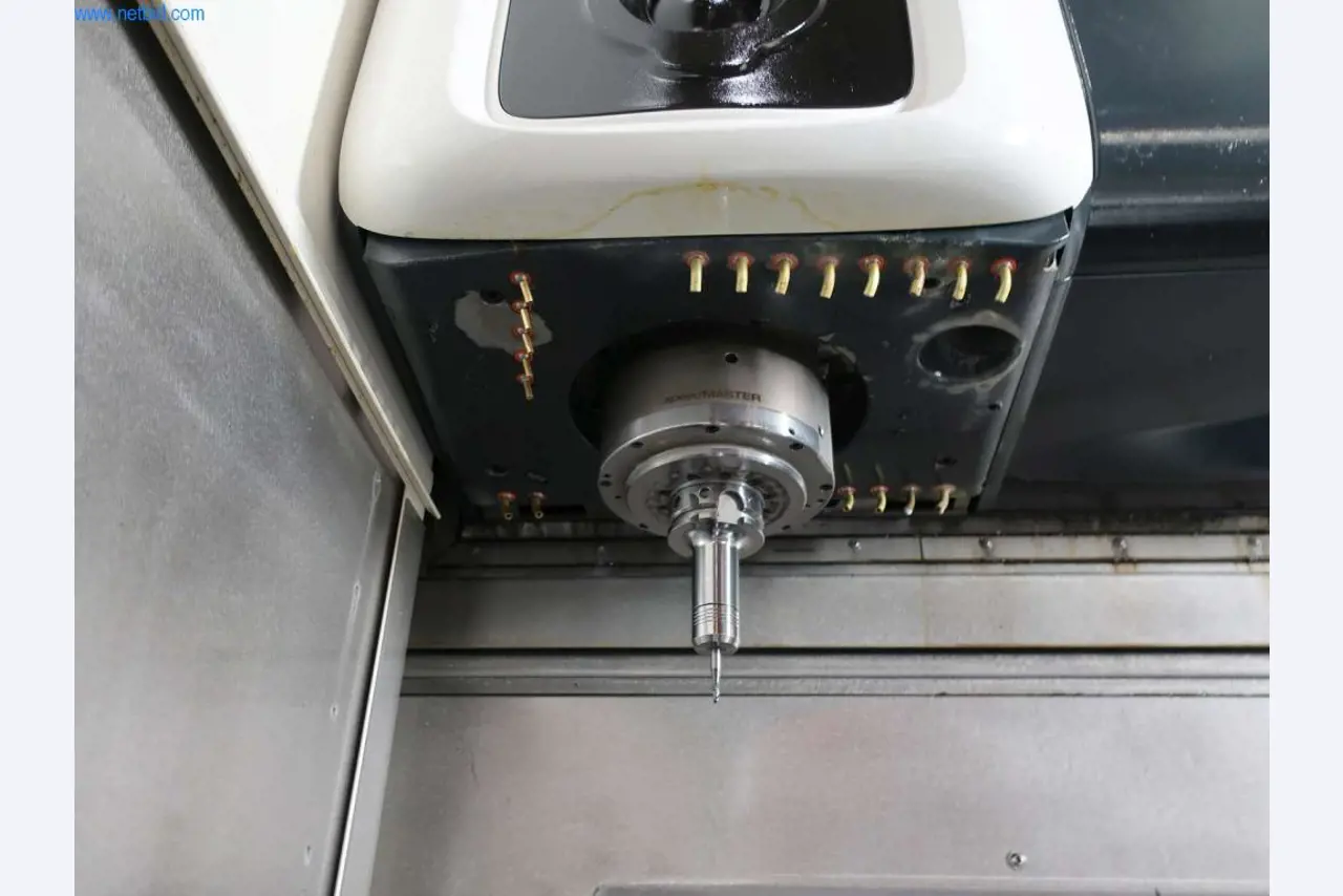 Sistemas de fundição injectada (alumínio) 1.100 - 1.350 t,
Processamento mecânico, fabrico de ferramentas
-19