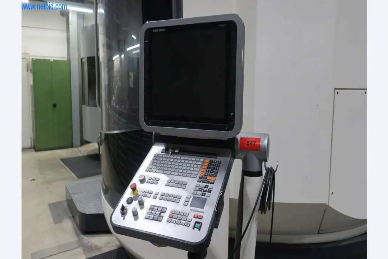 Sistemas de fundição injectada (alumínio) 1.100 - 1.350 t,
Processamento mecânico, fabrico de ferramentas
-7