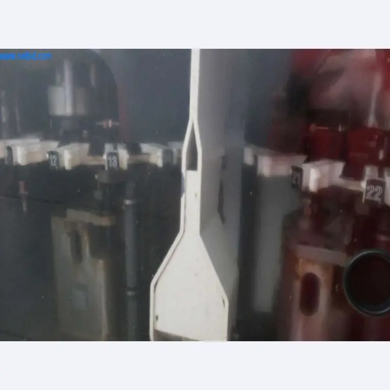 Sistemas de fundição injectada (alumínio) 1.100 - 1.350 t,
Processamento mecânico, fabrico de ferramentas
-7