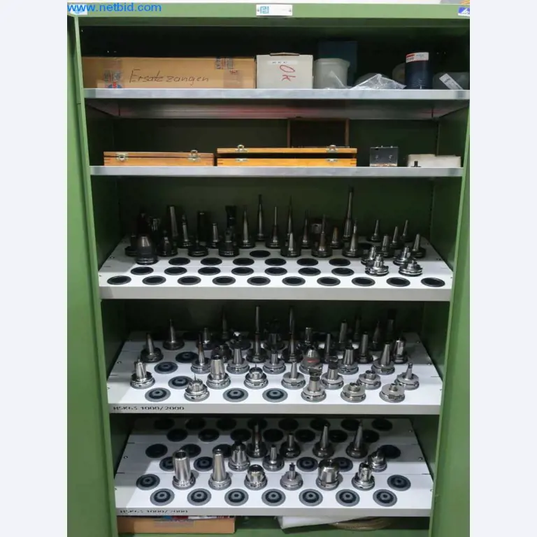 Sistemas de fundição injectada (alumínio) 1.100 - 1.350 t,
Processamento mecânico, fabrico de ferramentas
-3