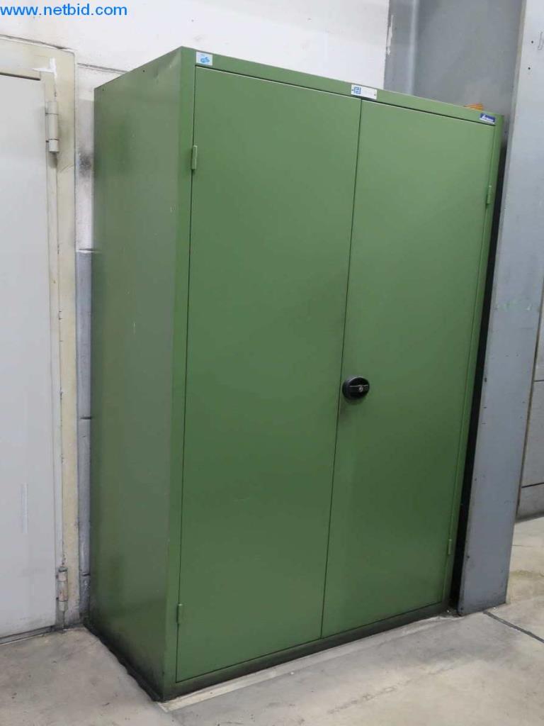 Systémy tlakového lití (hliník) 1 100 - 1 350 t,
Mechanické zpracování, výroba nástrojů
-4