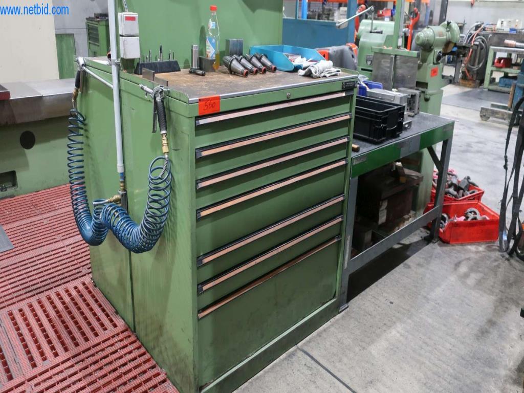 Systémy tlakového lití (hliník) 1 100 - 1 350 t,
Mechanické zpracování, výroba nástrojů
-9