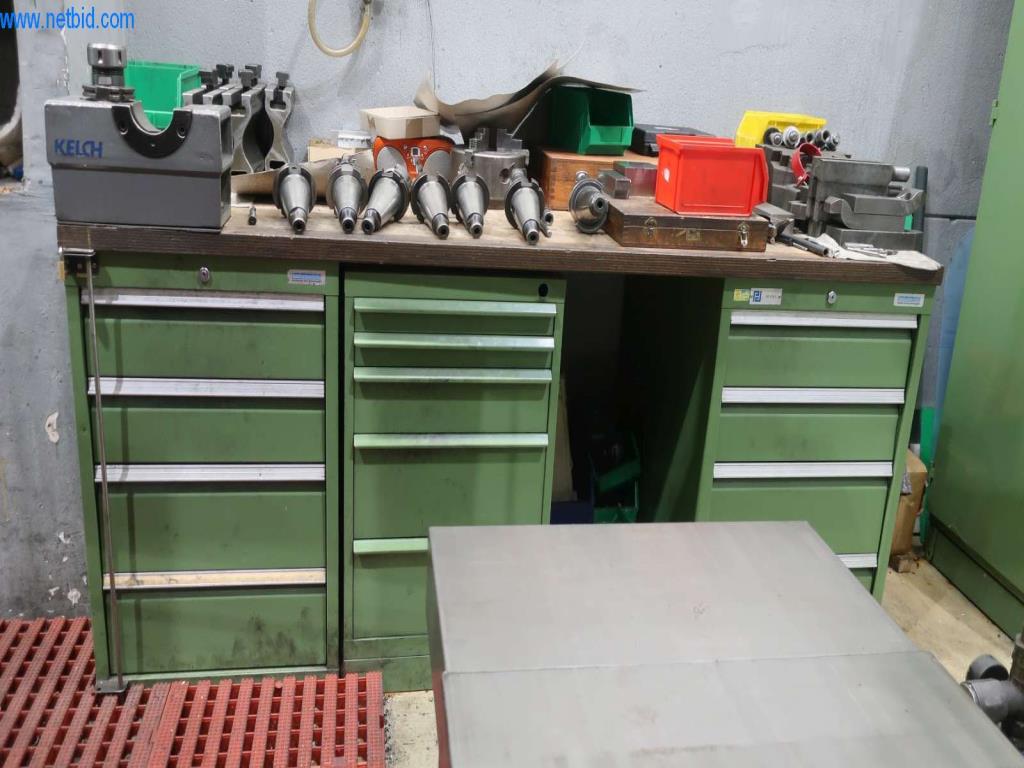 Systémy tlakového lití (hliník) 1 100 - 1 350 t,
Mechanické zpracování, výroba nástrojů
-13