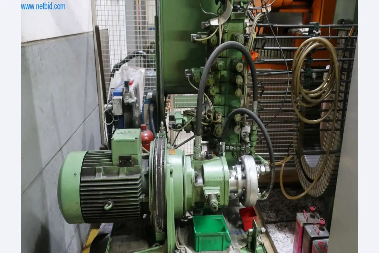 Sistemas de fundição injectada (alumínio) 1.100 - 1.350 t,
Processamento mecânico, fabrico de ferramentas
-20