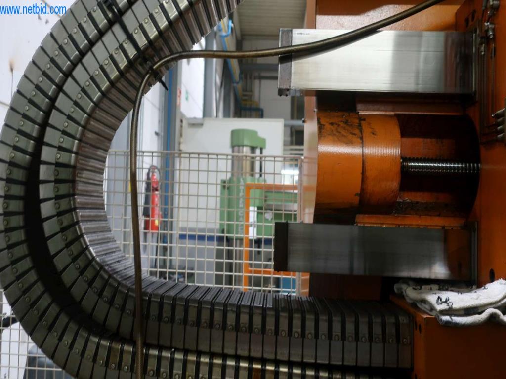 Systémy tlakového lití (hliník) 1 100 - 1 350 t,
Mechanické zpracování, výroba nástrojů
-3